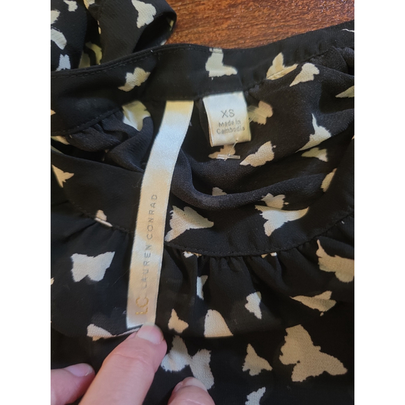 Lauren Conrad black white sheer shirt top size XS cute sleeves with bows - Picture 4 of 4